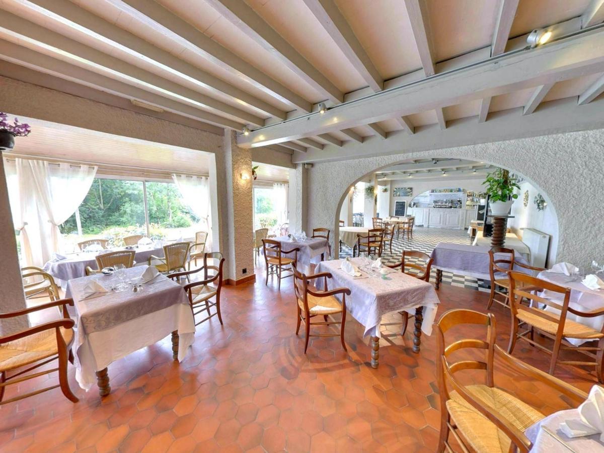 Fasthôtel Oloron Hostellerie du Paon Blanc Lurbe-Saint-Christau Exterior foto